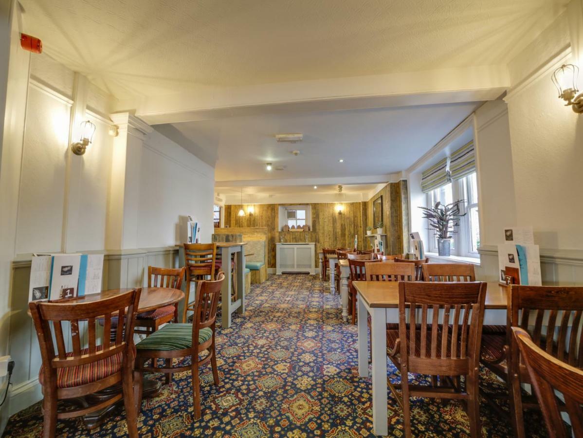 The Swan Hotel Wadebridge Exterior foto
